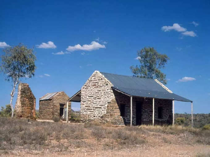 बेल्सी विलेज, स्पेन - Belsi village, Spain