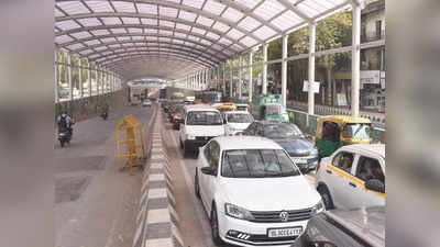Delhi Traffic Jaam: आश्रम अंडरपास शुरू होने से भी नहीं जाम से छुटकारा, पैदल रोड क्रॉस करने वाले लगा रहे हैं जाम