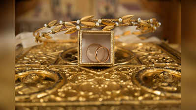 Gold Jewellery: পছন্দের সোনার গয়না হবে নতুনের মতোই চকচকে! বাড়িতেই পরিষ্কার করুন এই কয়েকটি উপায়ে