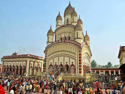 কোনওটির বয়স ২৯০, কোনওটির দেবতা আগলে রাখেন শহরকে, শতাব্দী প্রাচীন এই মন্দিরগুলি রয়েছে কলকাতাতেই