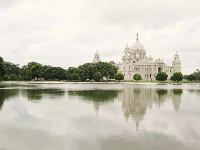 ​জেলের জমিতে ভিক্টোরিয়া