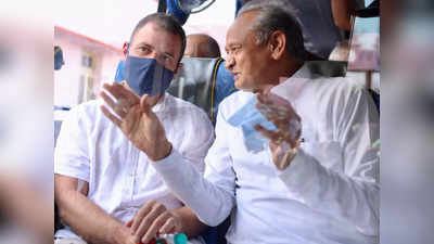 बस में राहुल की बगल में बैठे CM अशोक गहलोत, तस्वीर देख क्या समझें सचिन पायलट के सपोर्टर