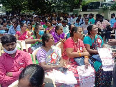 ரேஷன் கடைகளை திறப்பதில் திடீர் சிக்கல்;          பேச்சுவார்த்தை தோல்வி.. ஊழியர்கள் ஷாக்!