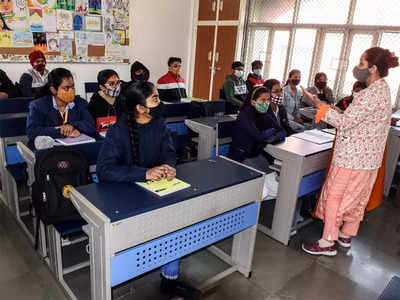 CGBSE CG Board Result 2022: अगर आपके मन में है रिजल्ट को लेकर सवाल तो इस नंबर पर करें कॉल