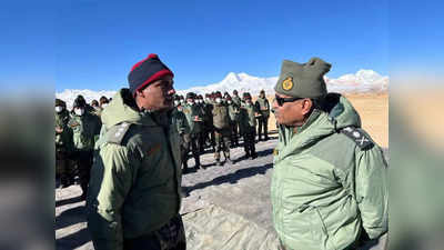 बॉर्डर से सटे लद्दाख के सबसे मुश्किल इलाकों में आर्मी चीफ का स्‍वैग, चीन को परेशान कर सकती हैं ये तस्‍वीरें