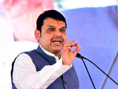 Devendra Fadnavis: लाफ्टर सभा, कौरव रैली, सोने का चम्मच, लंका दहन...हिंदुत्व और बाबरी पर देवेंद्र फडणवीस का उद्धव ठाकरे पर चुन-चुनकर हमला