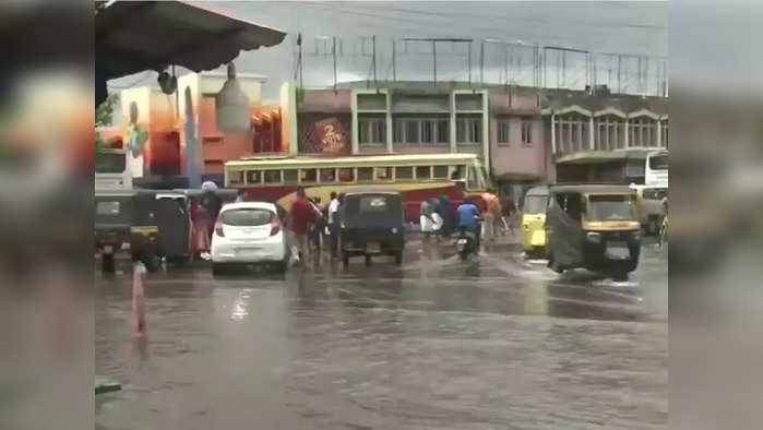 Kerala Weather Live Update: റെഡ് അലേർട്ട് പിൻവലിച്ചു; ഇന്ന് 7 ജില്ലകളിൽ ഓറഞ്ച് അലേർട്ട്