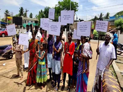 பூம்புகார் மீனவ குடும்பத்தினர் ஊரை விட்டு ஒத்திவைப்பு.. 40 லட்சம் ரூபாய் அபராதம் கேட்டு அராஜகம்..