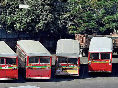 मुंबईत बेस्ट बसच्या चालकांनी अचानक सुरू केले काम बंद आंदोलन; प्रवाशांचे हाल