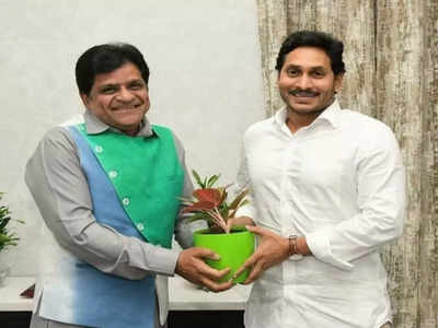 ముఖ్యమంత్రి జగన్‌కు బాగా తెలుసు.. ఎప్పుడూ ఆ హమీ ఇవ్వలేదు: నటుడు అలీ