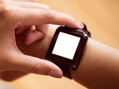 फीचर्स ही हैं इतने दमदार कि थोक के भाव में बिक रही हैं 500 रुपये कम वाली ये Smart Watches