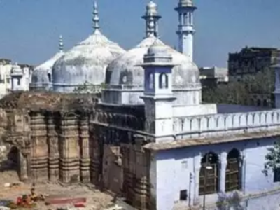 Gyanvapi Masjid case: ज्ञानवापी मस्जिद विवाद पर मुस्लिम पर्सनल लॉ बोर्ड ने बनाई लीगल कमेटी, आंदोलन की दी चेतावनी