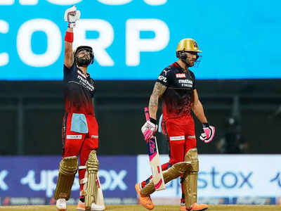 RCB vs GT Highlights: विराट के तूफान में उड़ी हार्दिक की गुजरात, बैंगलोर की प्लेऑफ की उम्मीदों को लगे पंख