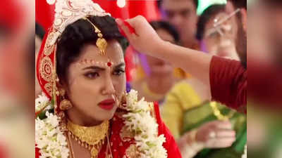 Bengali TV show bizarre wedding scene: इस टीवी शो का सीन देख छूटी लोगों की हंसी, पहले धक्का देकर दूल्हा बदला, फिर वरमाला छीन मांग भर दी