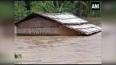 Assam Flood News: असम में बाढ़ से स्थिति गंभीर, 7 लाख से ज्यादा प्रभावित, 14 लोगों ने गंवाई जान