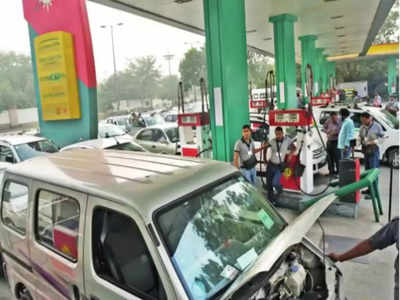 CNG Price Rise: कैसे चलेगी गाड़ी और महंगी हो गई सीएनजी, सिर्फ 6 दिन में दो बार बढ़े दाम