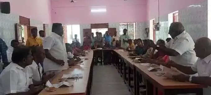 Periyakulam Municipality Meeting.