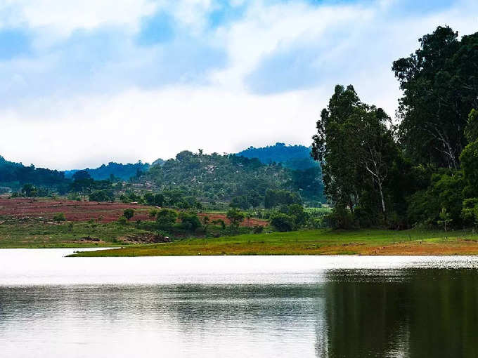 ​ತಟ್ಟೆಕೆರೆ ಸರೋವರ