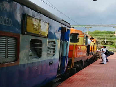 Indian Railways: চলতি মাসেই রেল ধর্মঘটের ডাক স্টেশন মাস্টারদের, বড় ভোগান্তির আশঙ্কা