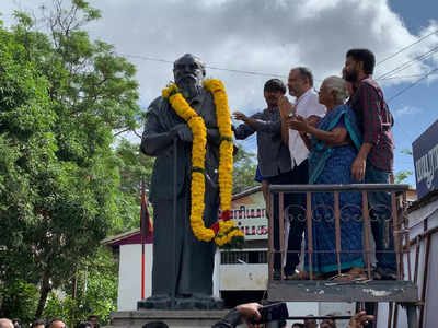 கோவை வந்த பேரறிவாளன் - கொண்டாட்டத்துடன் கூடிய உற்சாக வரவேற்பு