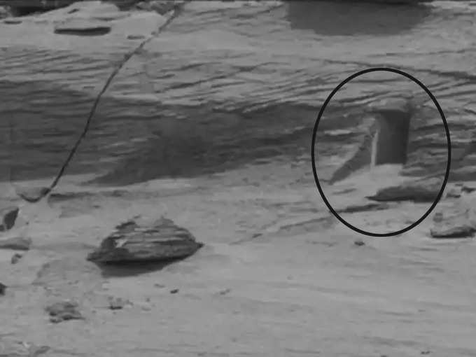 मंगळ ग्रहावर सापडला गूढ दरवाजा; नासाच्या फोटोचे रहस्य काय?