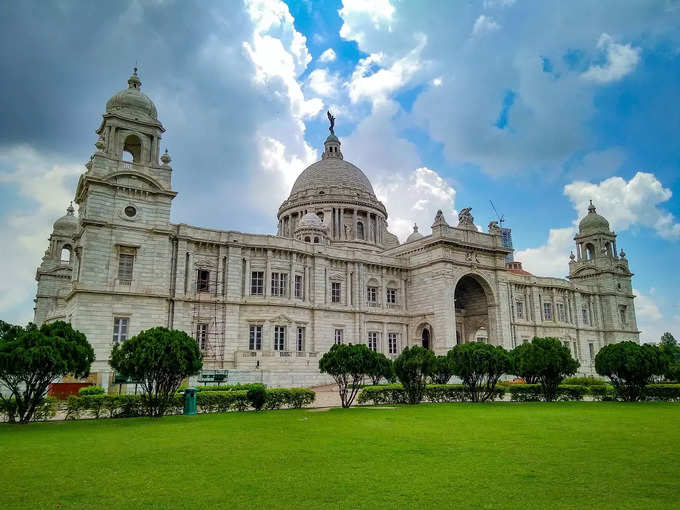 कैसे विक्टोरिया ममोरियल को किया ब्लैक -