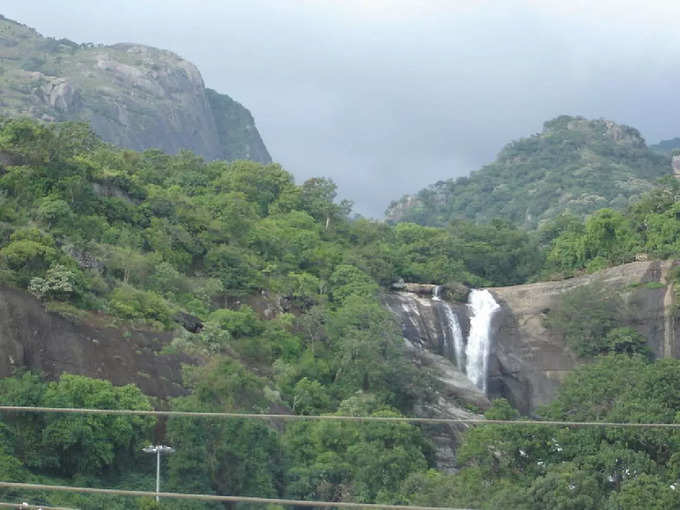 ​ಕುರ್ಟಾಲಂ ಜಲಪಾತ