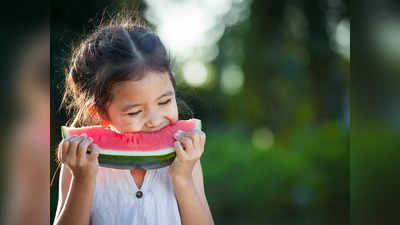 Consuming Watermelon: গরমে আরাম পেতে তরমুজ তো খান, কিন্তু খাওয়ার সঠিক সময় জানেন তো?