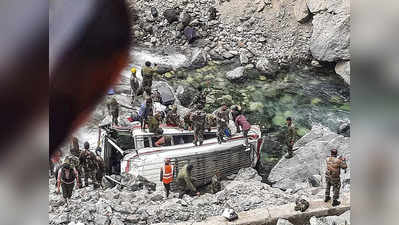 Ladakh Accident : सात जवान शहीद, 19 घायल...बढ़ सकती है मृतकों की संख्या, नदी में गिर गई थी सैनिकों को ले जा रही बस
