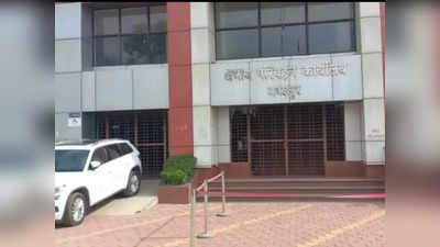 MP News : जबलपुर एआरटीओ और उनकी पत्‍नी पर भ्रष्‍टाचार के आरोप, लोकायुक्‍त की विशेष अदालत में परिवाद दायर