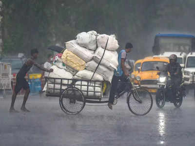 Rain Forecast: কলকাতা-সহ দক্ষিণবঙ্গে ঝড়বৃষ্টির পূর্বাভাস