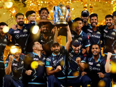 गुजरात टाइटंस पहली ही बार में IPL चैंपियन, हार्दिक ने तोड़ा राजस्थान का खिताबी ख्वाब, शेन वॉर्न का सपना अधूरा