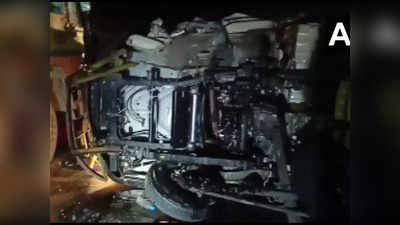 Andhra Pradesh Accident: आंध्र प्रदेश में लॉरी से टकराई मिनी वैन, 7 लोगों की मौत, तीर्थयात्रा से लौट रहे थे सभी