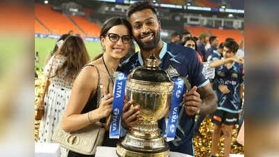 Gujarat Titans জিততেই ইমোশনাল হলেন Natasa Stankovic, জড়িয়ে ধরলেন Hardik Pandya-কে, রইল Video