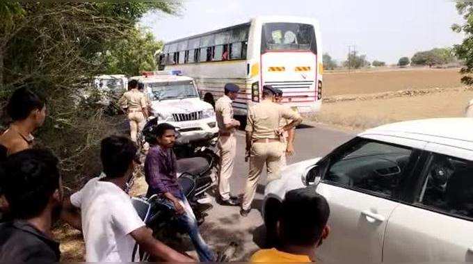 દેવભૂમિ દ્વારકા: પેટ્રોલ પંપના માલિકને છરી બતાવી 9 લાખની દિલધડક લૂંટ 