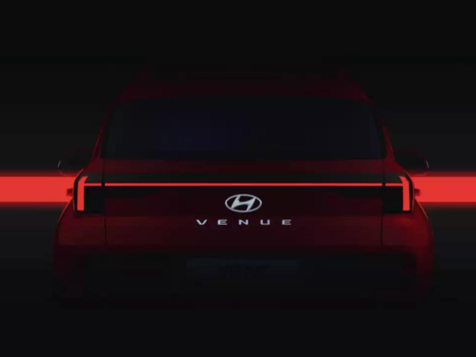 Hyundai Venue 2022 TAil