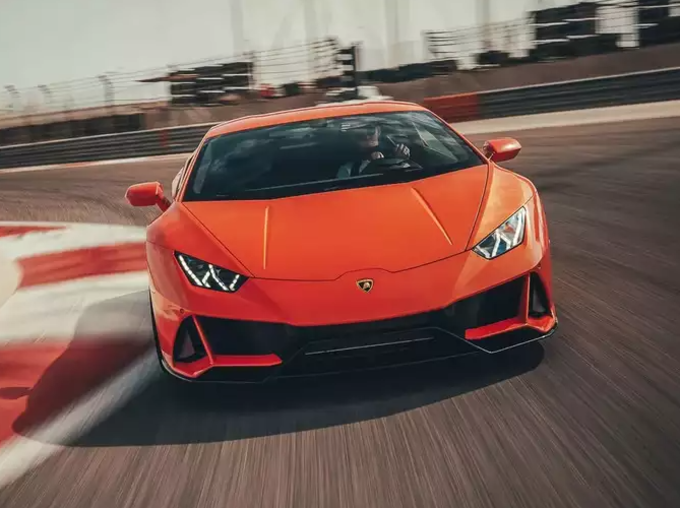 Hardik Pandya Lamborghini Huracan Evo