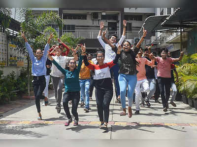 Madhyamik Result 2022: রাত পোহালে মাধ্যমিক রেজ়াল্ট! অনলাইনে দেখবেন কীভাবে?