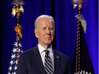 Joe Biden-এর প্রাণনাশের আশঙ্কা! বাড়ির উপর অচেনা বিমান উড়ে আসায় ছড়ায় আতঙ্ক