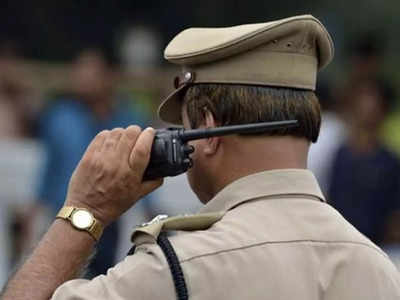 ऑन ड्यूटी नशे में था दिल्ली पुलिस का सिपाही, लोगों को डराने के लिए निकाली थी पिस्तौल, हुआ सस्पेंड