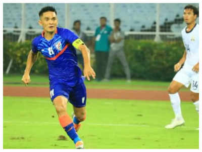 Sunil Chhetri-র জোড়া গোল, Cambodia-কে হেলায় হারাল India