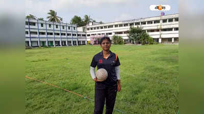 Khelo India Youth Games 2022: জাতীয় স্তরে হ্যান্ড বল প্রতিযোগিতায় বাংলার হয়ে মাঠে মুর্শিদাবাদের সাথী