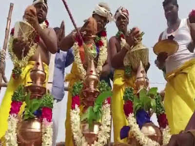 ஆத்தூரில் மகா கும்பாபிஷேகம் - அலைமோதும் பக்தர்கள் கூட்டம்