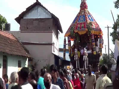 குளித்தலையில் வைகாசி விசாக திருவிழா தேரோட்டம்: கூட்டம் கூட்டமாக குவியும் பக்தர்கள்..