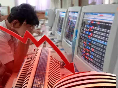Share Market Update: সপ্তাহের প্রথমেই কাঁপল বাজার! Sensex 53,000-এর নীচে নামতেই মাথায় হাত বিনিয়োগকারীদের