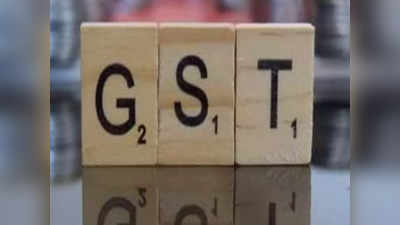 Agra News: GST टीम ने व्यापारी के ठीकाने पर डाली रेड, अधिकारी को भी कारोबारियों ने दौड़ा-दौड़ा कर पीटा
