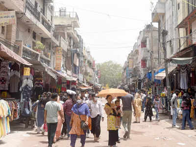 Delhis Market: 50 हजार से अधिक लोगों की भीड़ वाले सरोजिनी नगर मार्केट में सिर्फ 68 CCTV कैमरे