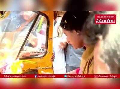 ఖమ్మంలో ఆటో నడిపిన వైఎస్ షర్మిల