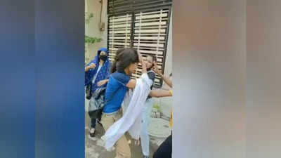 MP News : इंदौर में पिज्जा डिलीवरी गर्ल की पिटाई मामले में कार्रवाई, वीडियो सामने आने पर आरोपी लड़कियों पर FIR