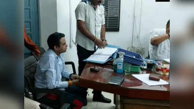 Bhopal News : लोकायुक्‍त ने बिजली कंपनी के उप महाप्रबंधक को रिश्‍वत लेते पकड़ा, ट्रांसफार्मर लगाने मांगे थे 20 हजार रुपए